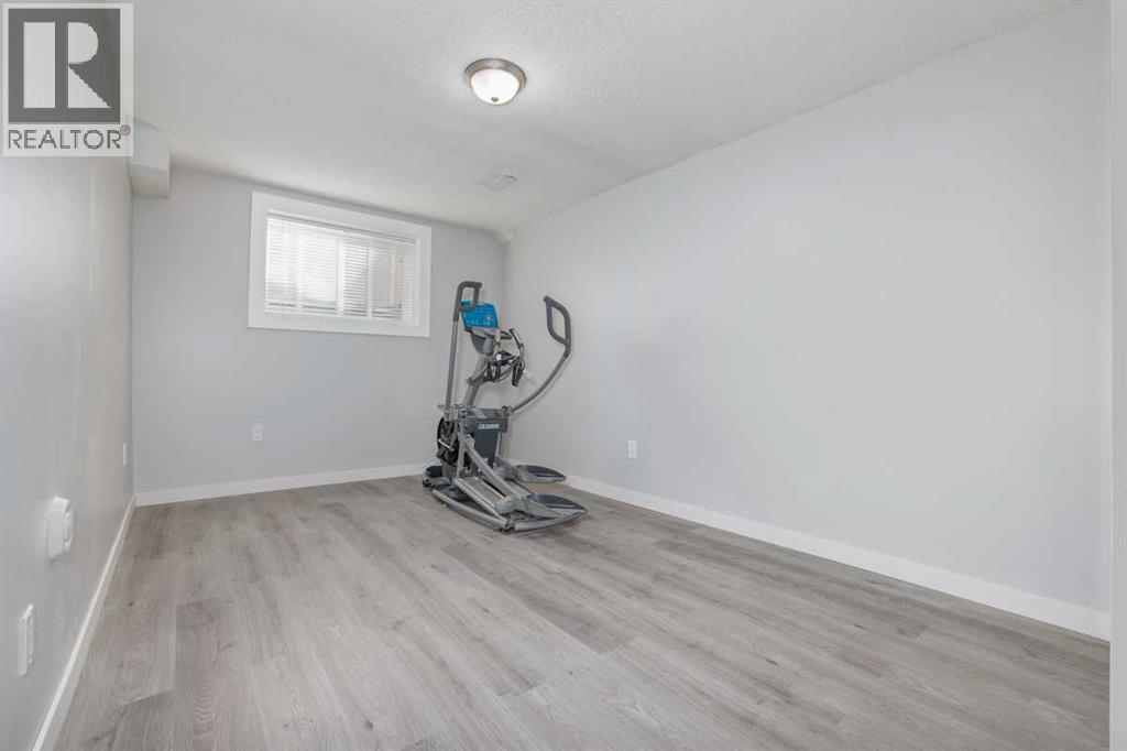 Single Family House Bungalow for Sale in  Woodglen Way SW Woodbine Calgary 