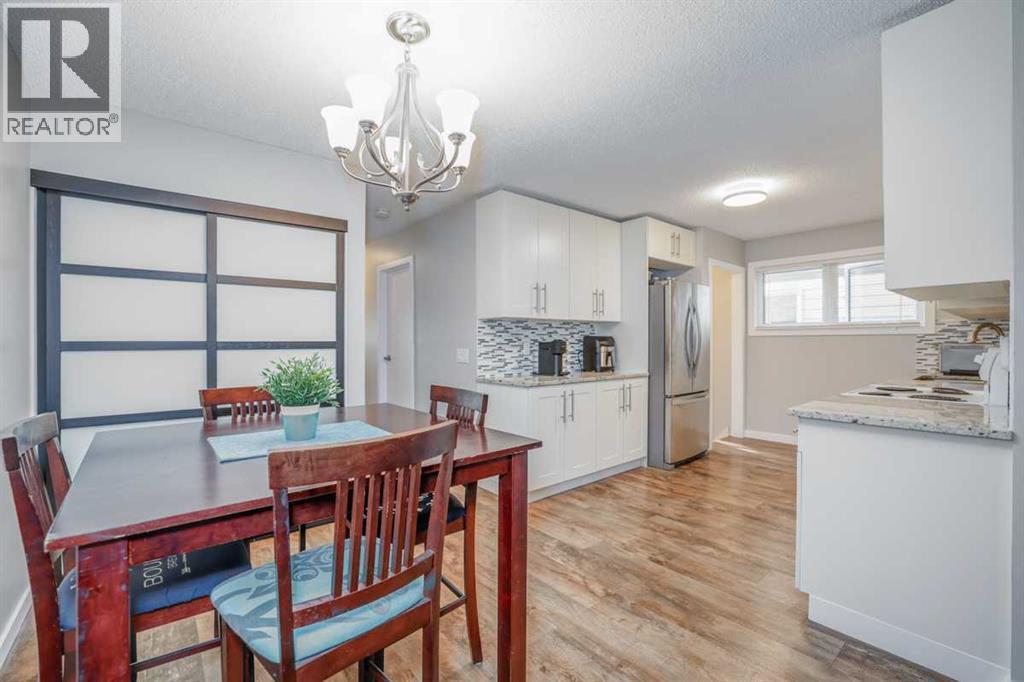 Single Family House Bungalow for Sale in  Woodglen Way SW Woodbine Calgary 