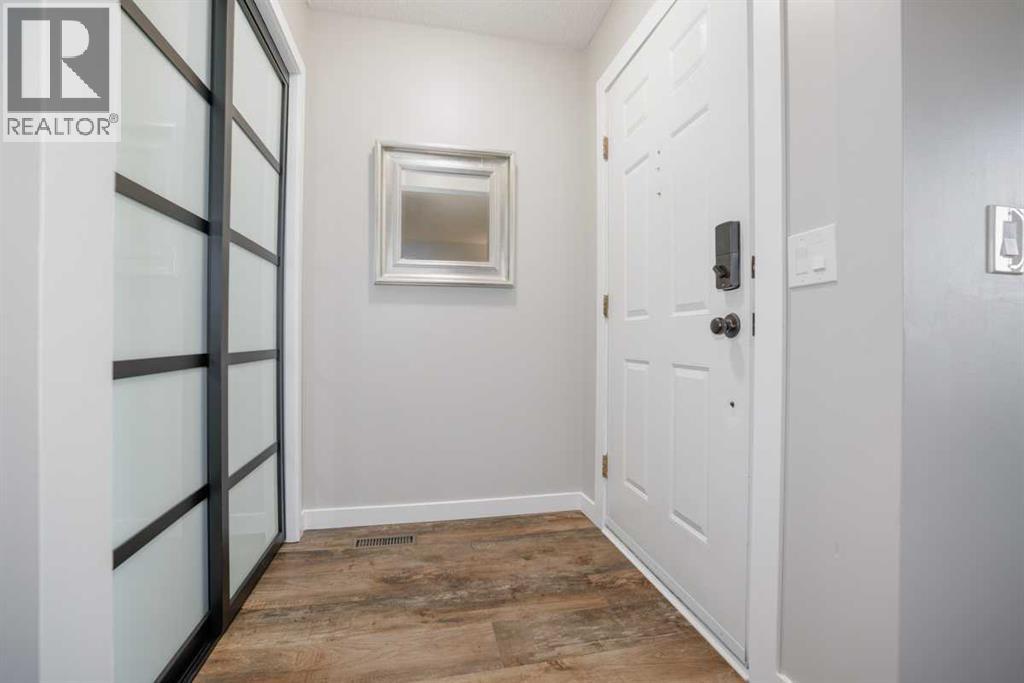 Single Family House Bungalow for Sale in  Woodglen Way SW Woodbine Calgary 