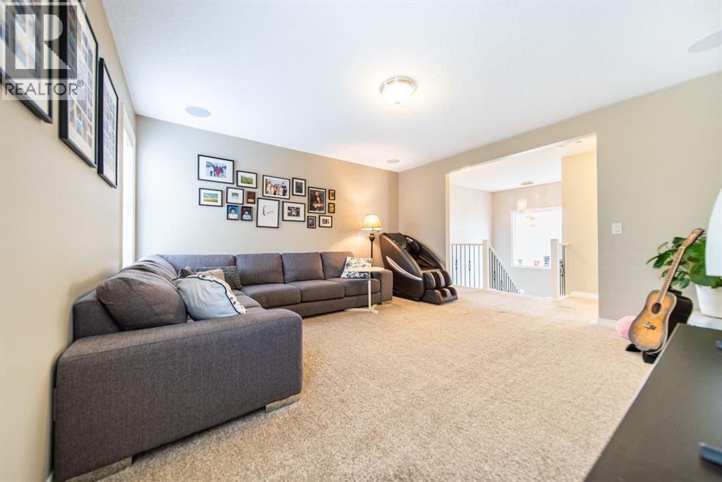 Photo 17 of 98 Mahogany Passage Se, Calgary AB