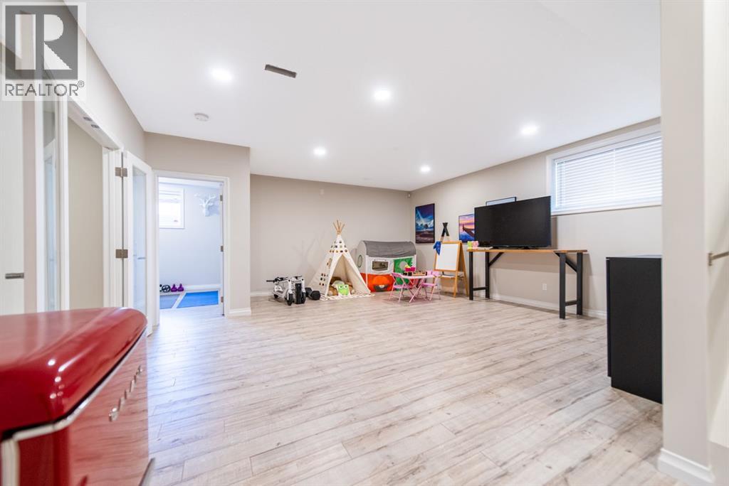 Photo 29 of 98 Mahogany Passage Se, Calgary AB