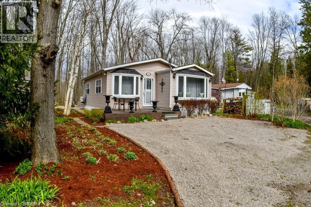 Photo 1 of 107 Rodeo Road, Flamborough ON