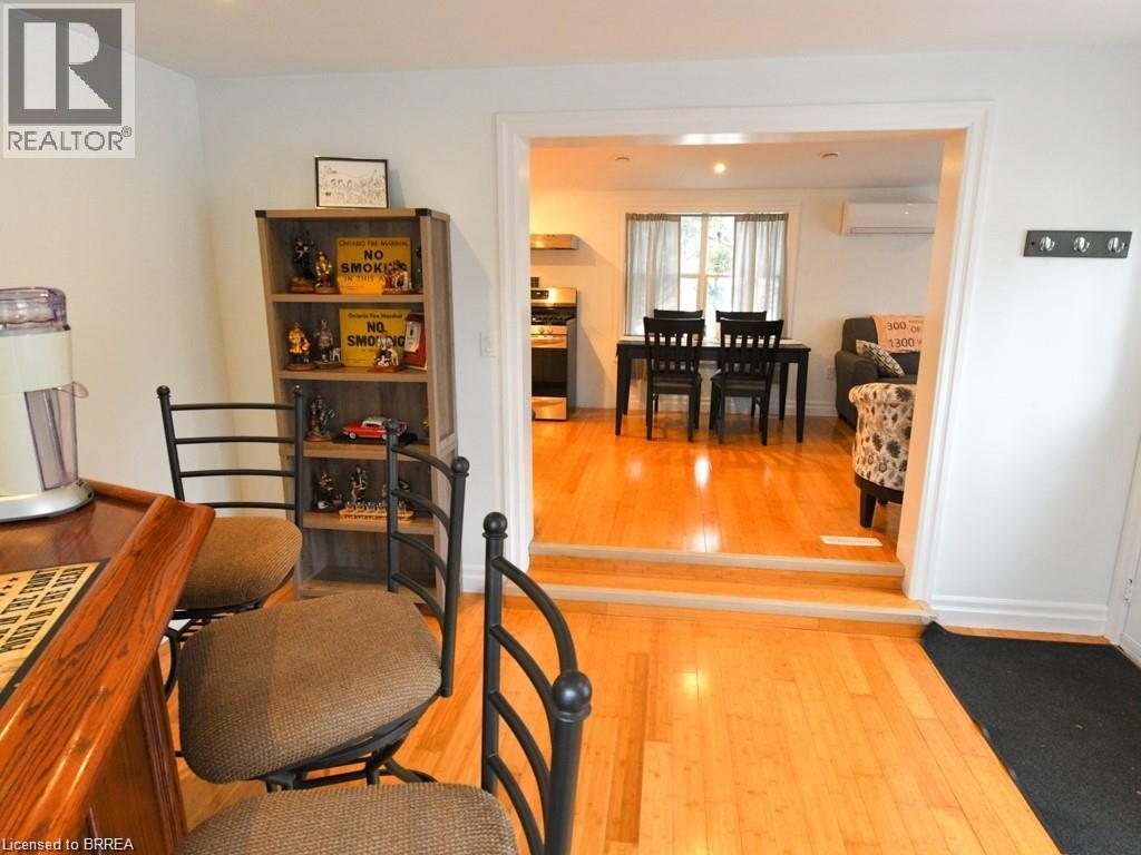Photo 18 of 107 Rodeo Road, Flamborough ON