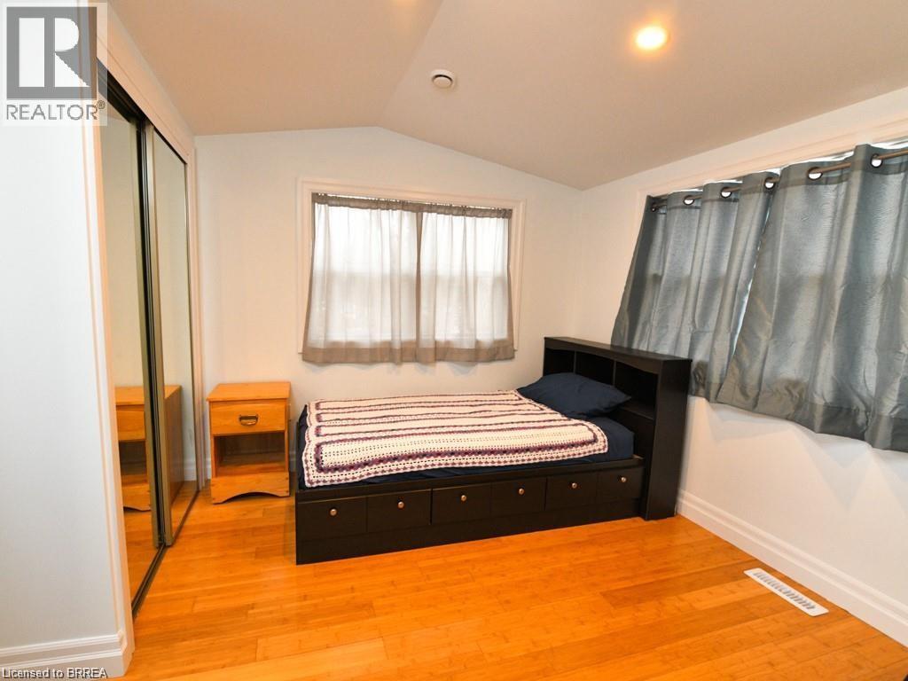 Photo 23 of 107 Rodeo Road, Flamborough ON