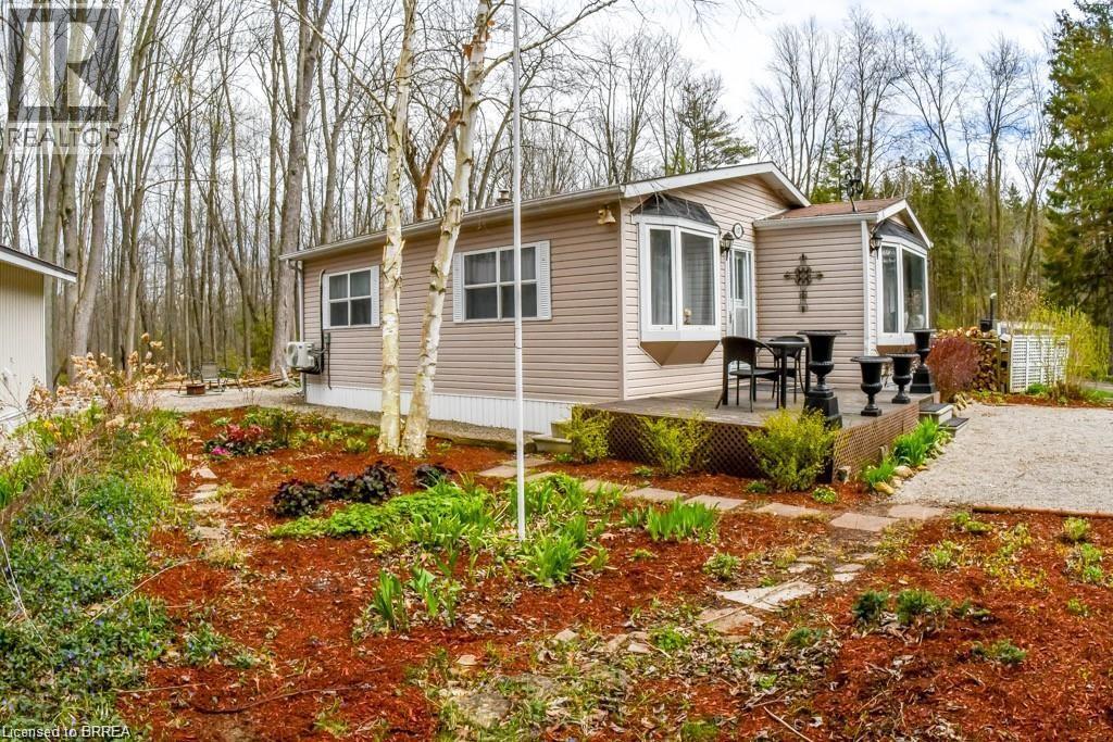 Photo 31 of 107 Rodeo Road, Flamborough ON