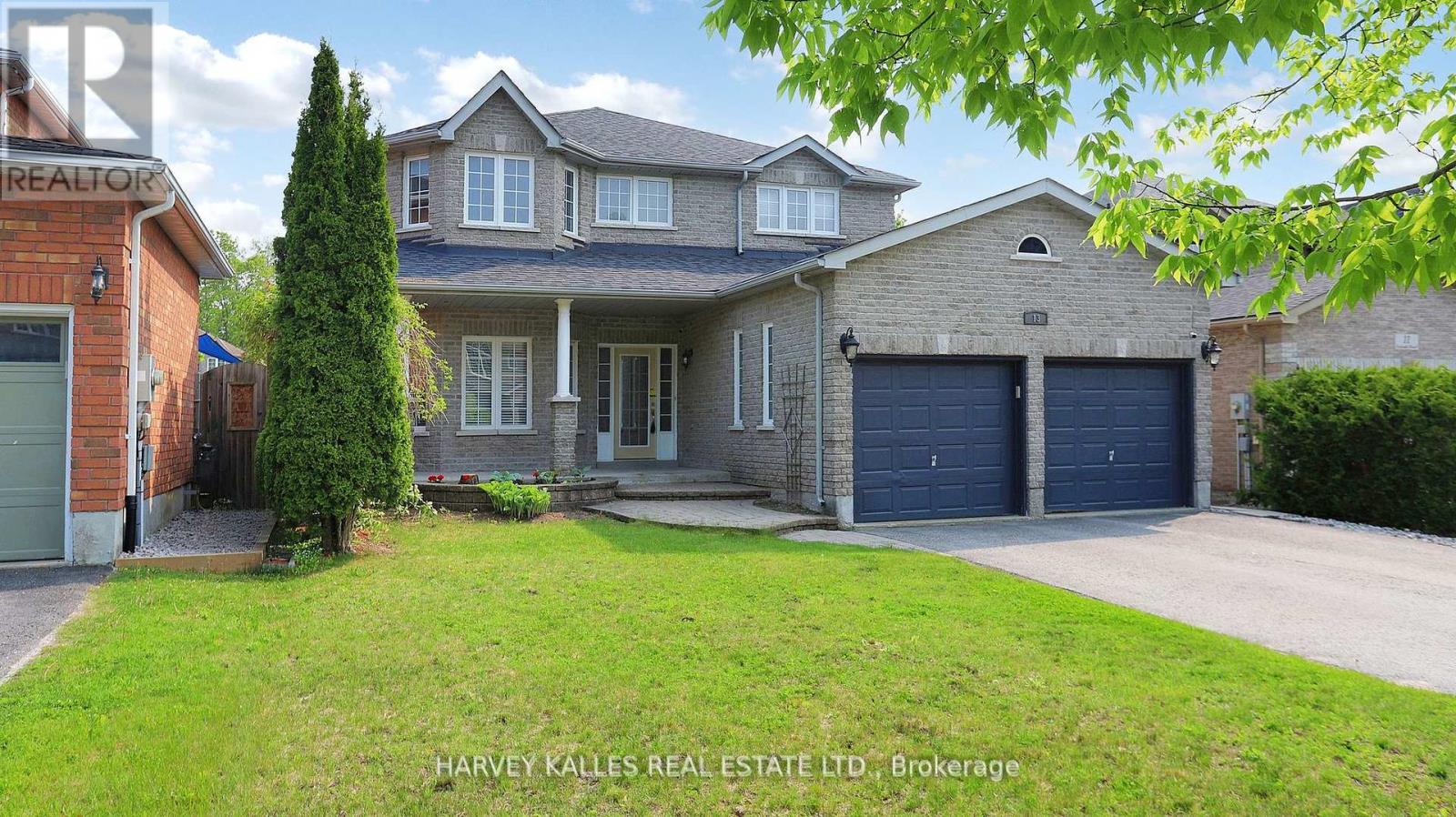 Photo 40 of 13 Oakside Court, Barrie ON