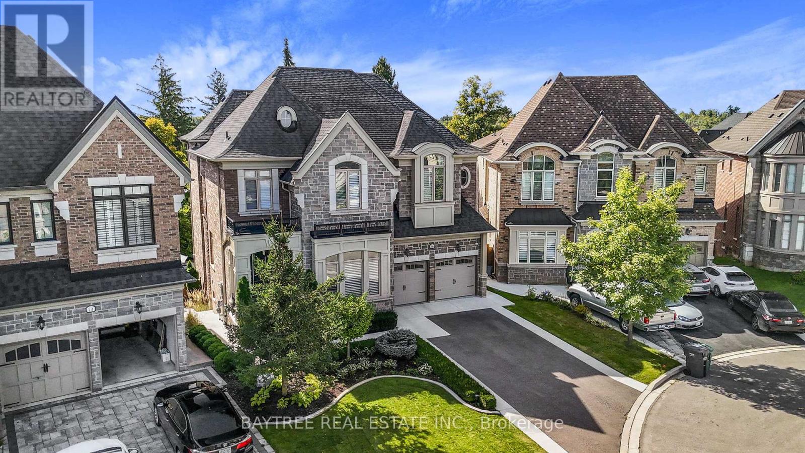 Photo 27 of 16 Hickory Ridge Court, Brampton ON