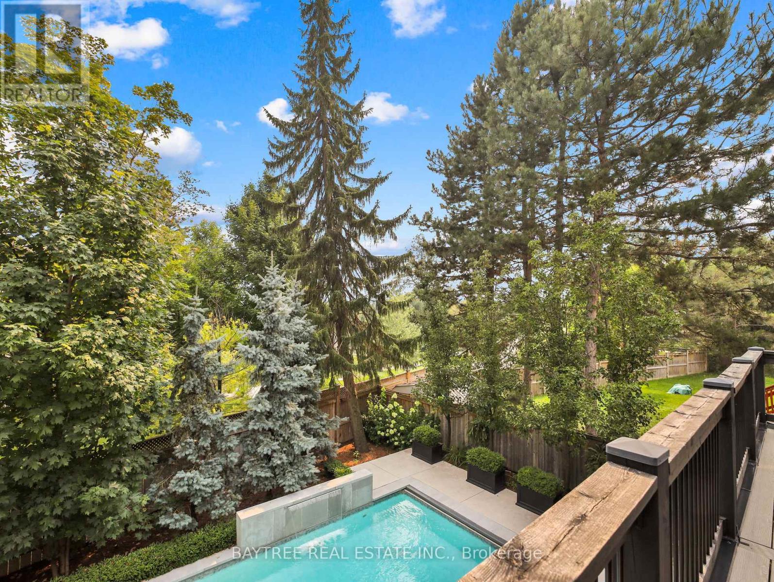 Photo 16 of 16 Hickory Ridge Court, Brampton ON