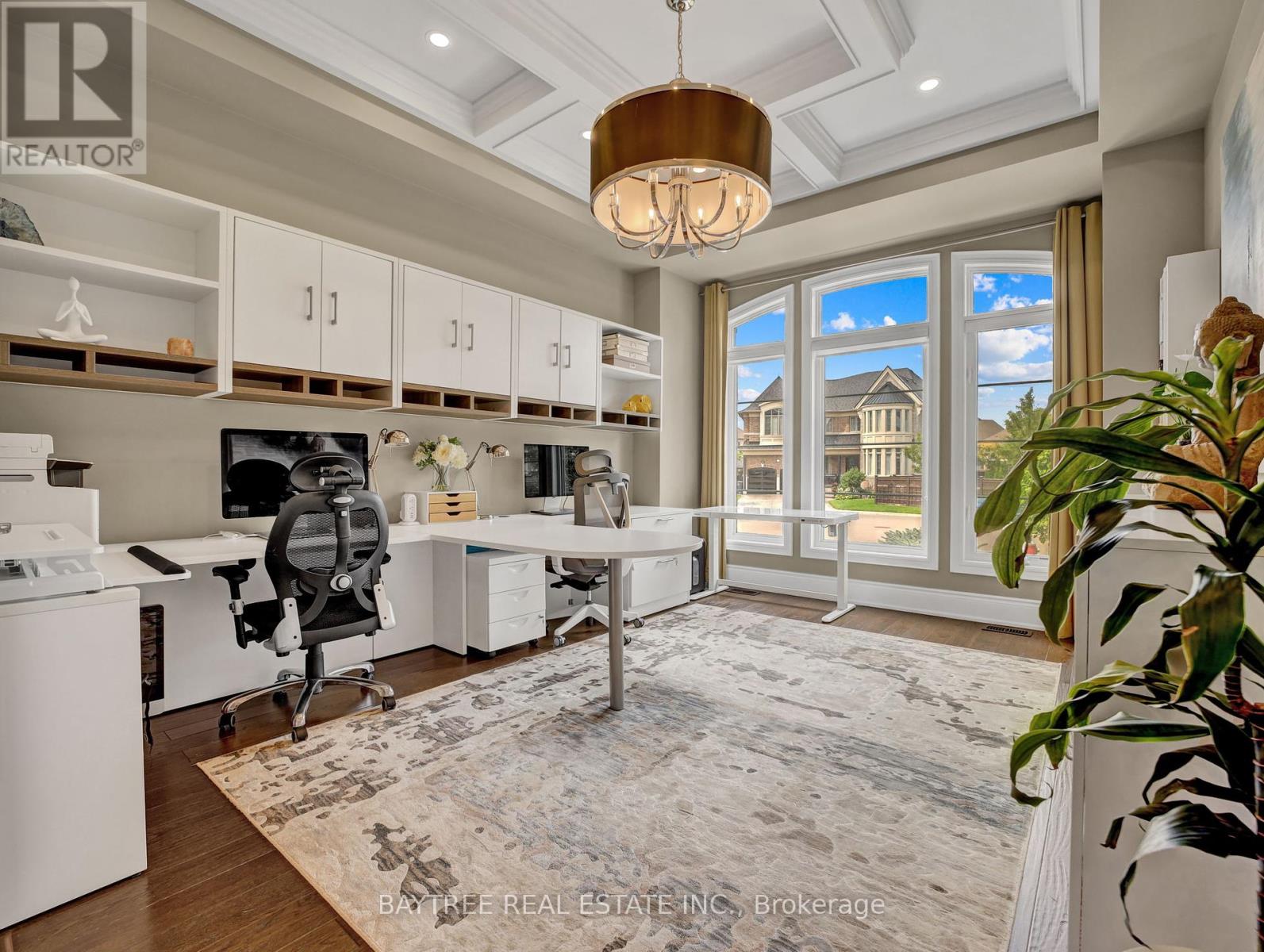 Photo 38 of 16 Hickory Ridge Court, Brampton ON