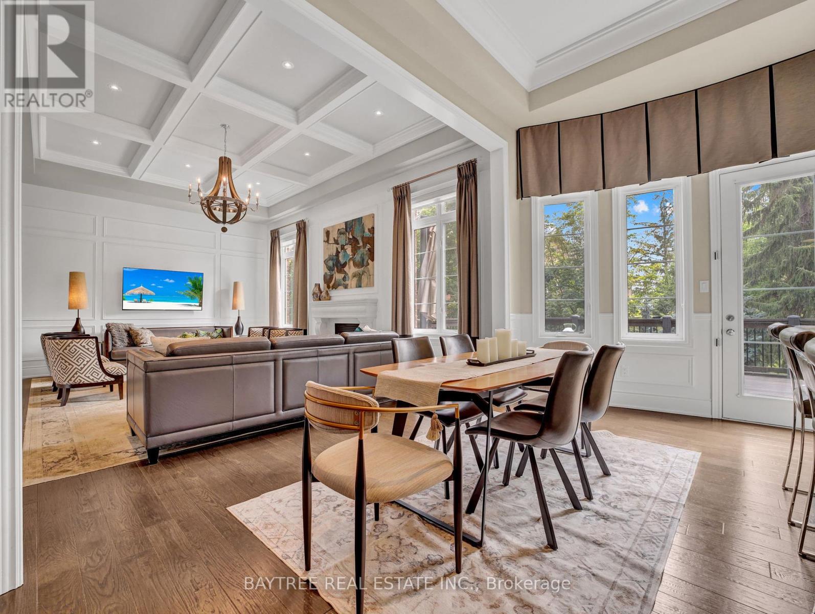 Photo 39 of 16 Hickory Ridge Court, Brampton ON