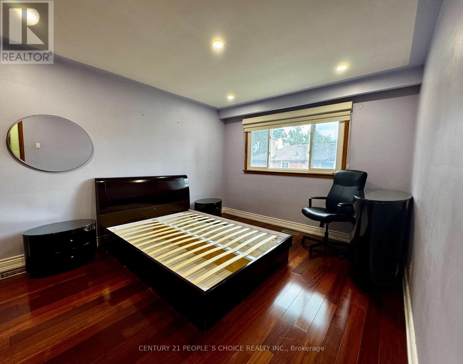 Photo 5 of 116 Mercury Road, Toronto ON