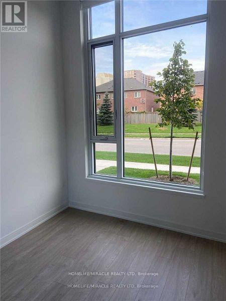 Photo 17 of Th 130 8 Nahani Way, Mississauga ON