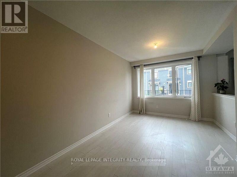 Photo 6 of 304 Ilmenite Private, Ottawa ON