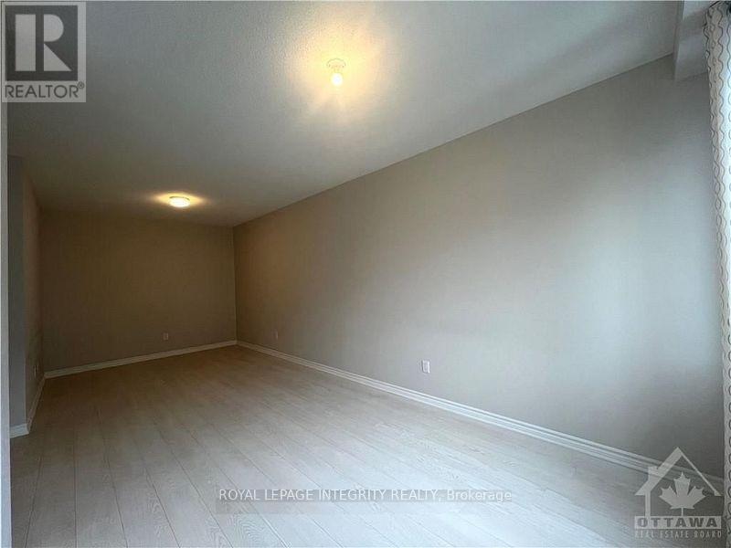 Photo 7 of 304 Ilmenite Private, Ottawa ON