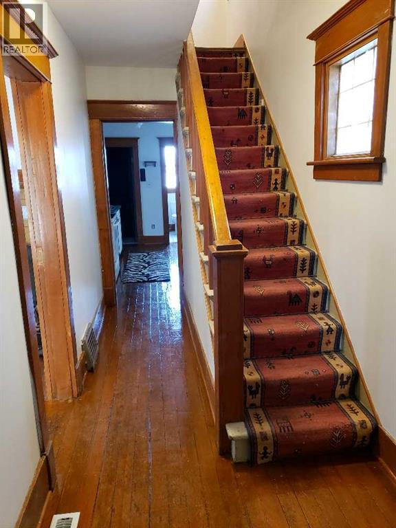 Single Family House for Sale in   Avenue SW Richmond Calgary 