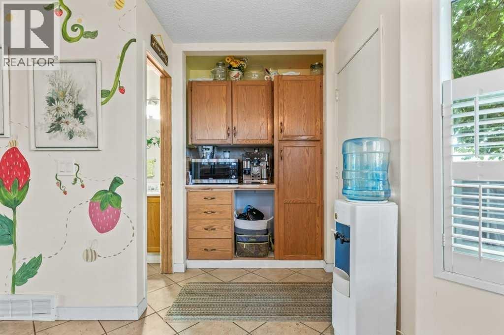 Single Family House for Sale in  Rivercrest Circle SE Riverbend Calgary 