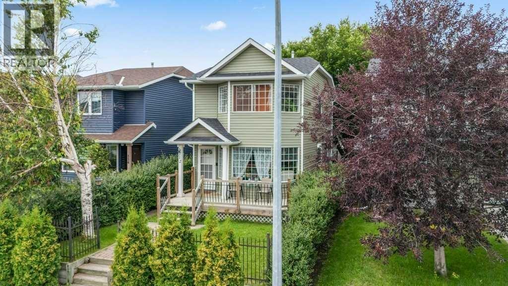 Single Family House for Sale in  Rivercrest Circle SE Riverbend Calgary 