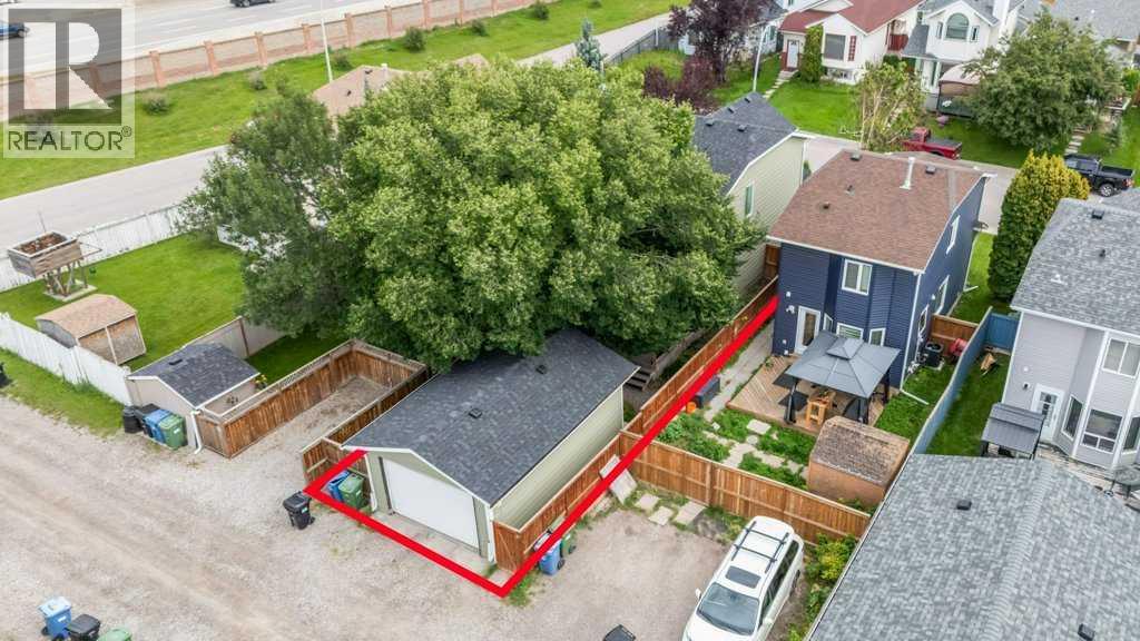 Single Family House for Sale in  Rivercrest Circle SE Riverbend Calgary 