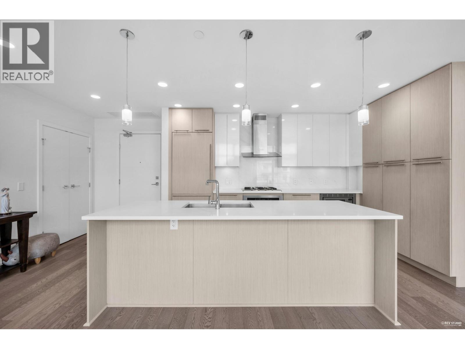 Photo 8 of 604 5077 Cambie Street, Vancouver BC