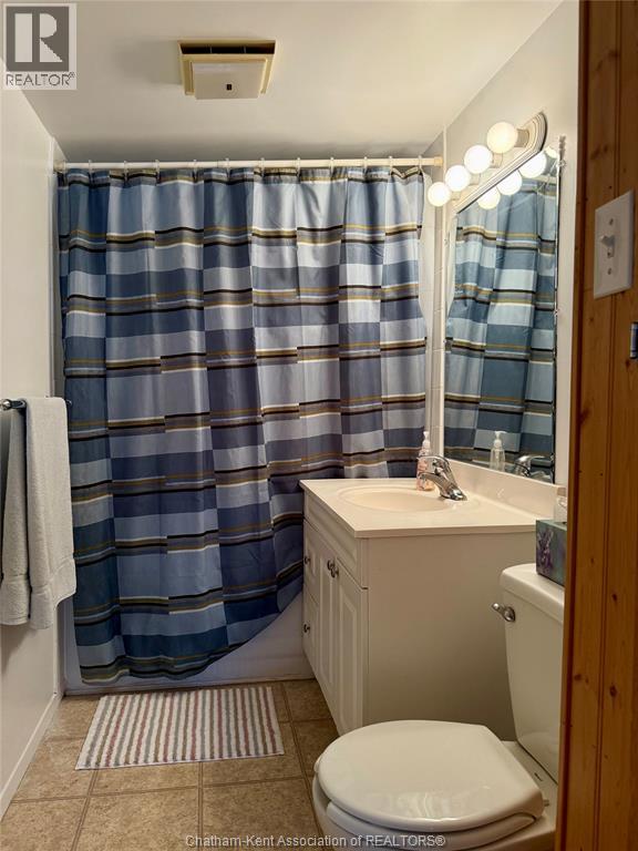 Photo 10 of 222 Sandys Street, Chatham ON