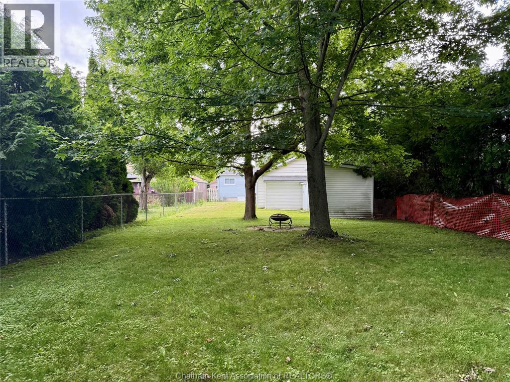 Photo 14 of 222 Sandys Street, Chatham ON