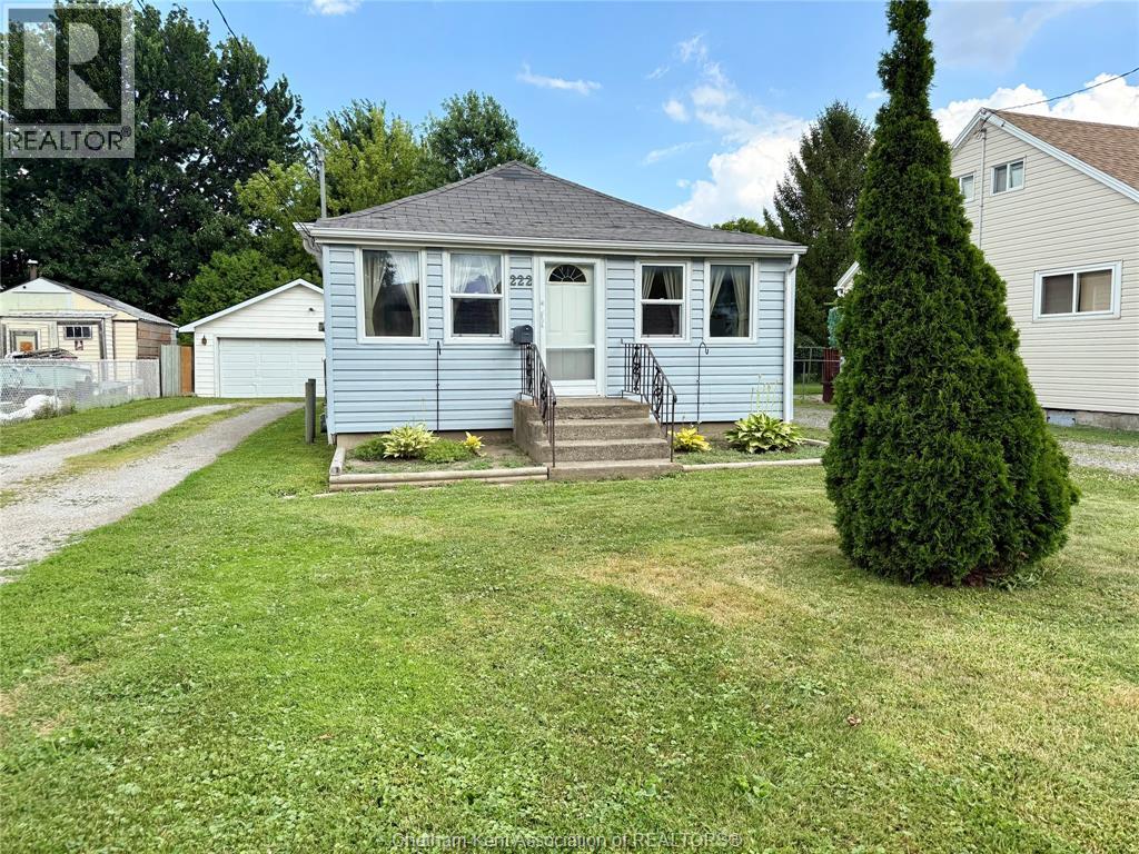 Photo 17 of 222 Sandys Street, Chatham ON