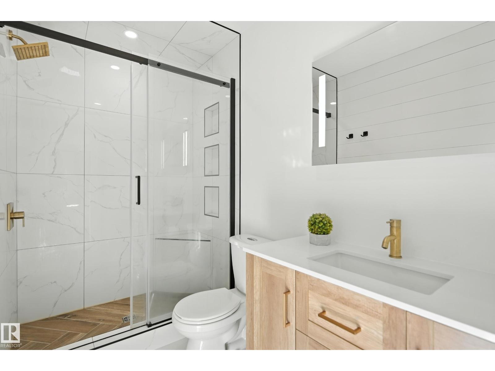 Photo 28 of 30 Westwood Ln, Fort Saskatchewan AB