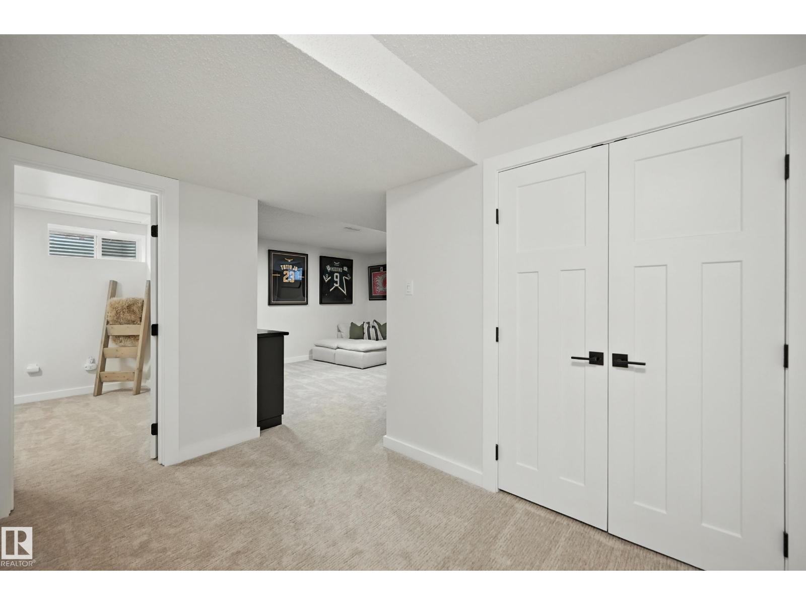 Photo 29 of 30 Westwood Ln, Fort Saskatchewan AB