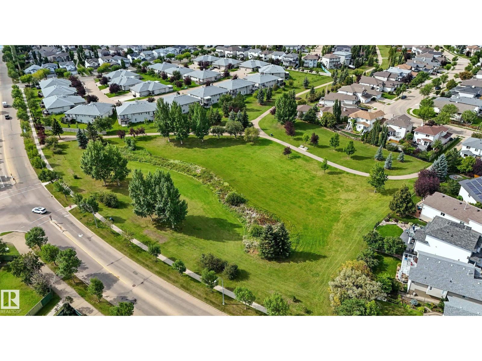 Photo 49 of 30 Westwood Ln, Fort Saskatchewan AB