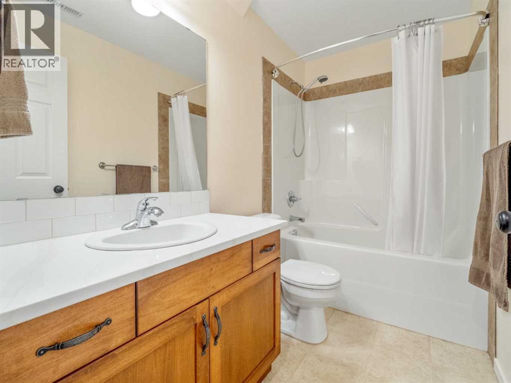 Photo 41 of 656 Florence Ho Leong Crescent N, Lethbridge AB
