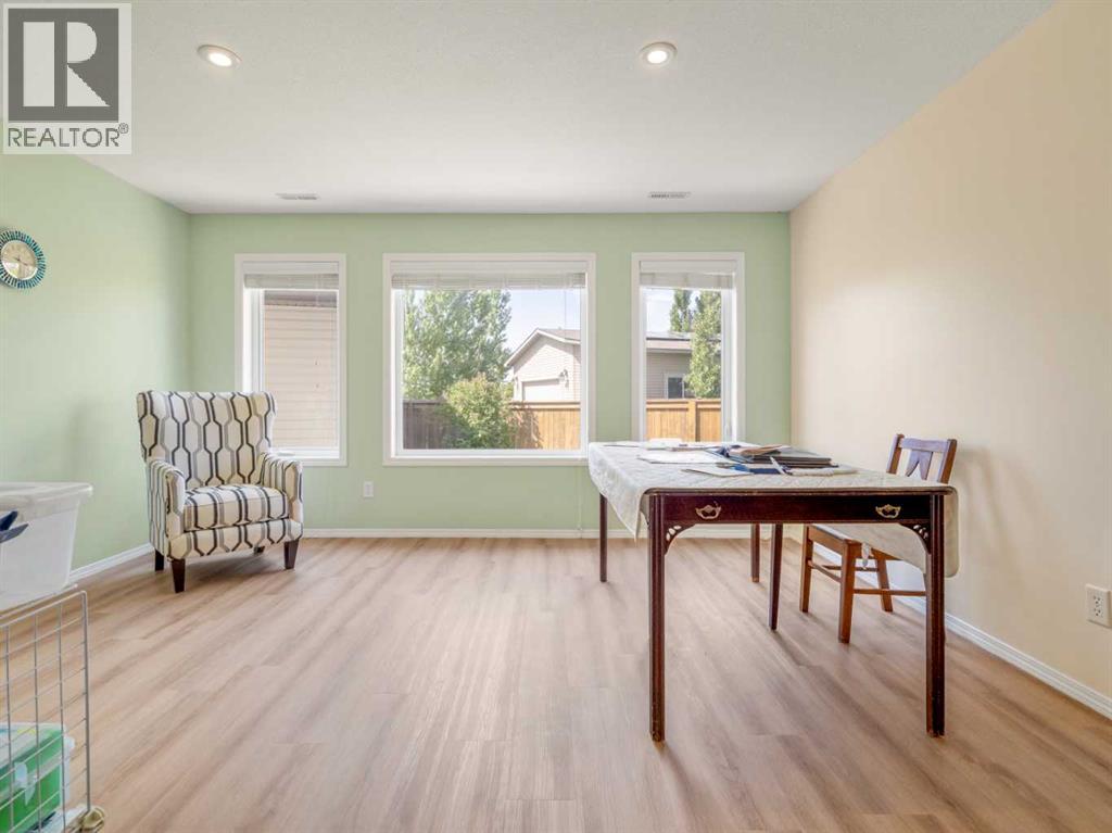 Photo 33 of 656 Florence Ho Leong Crescent N, Lethbridge AB