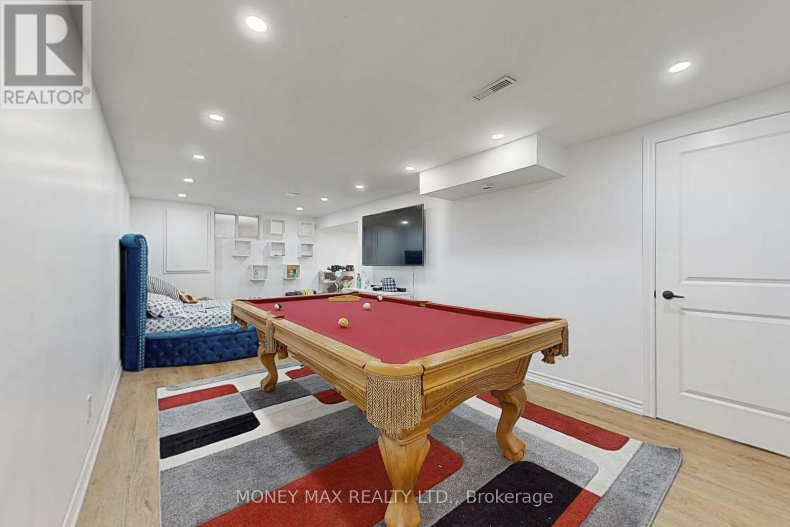 Photo 29 of 95 Elgin Drive, Brampton ON
