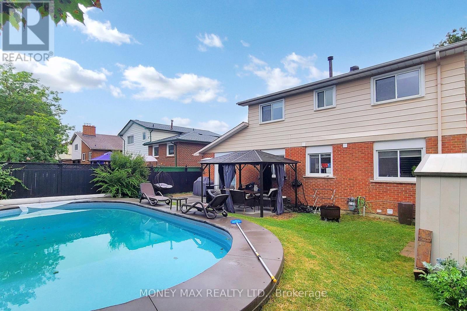 Photo 38 of 95 Elgin Drive, Brampton ON