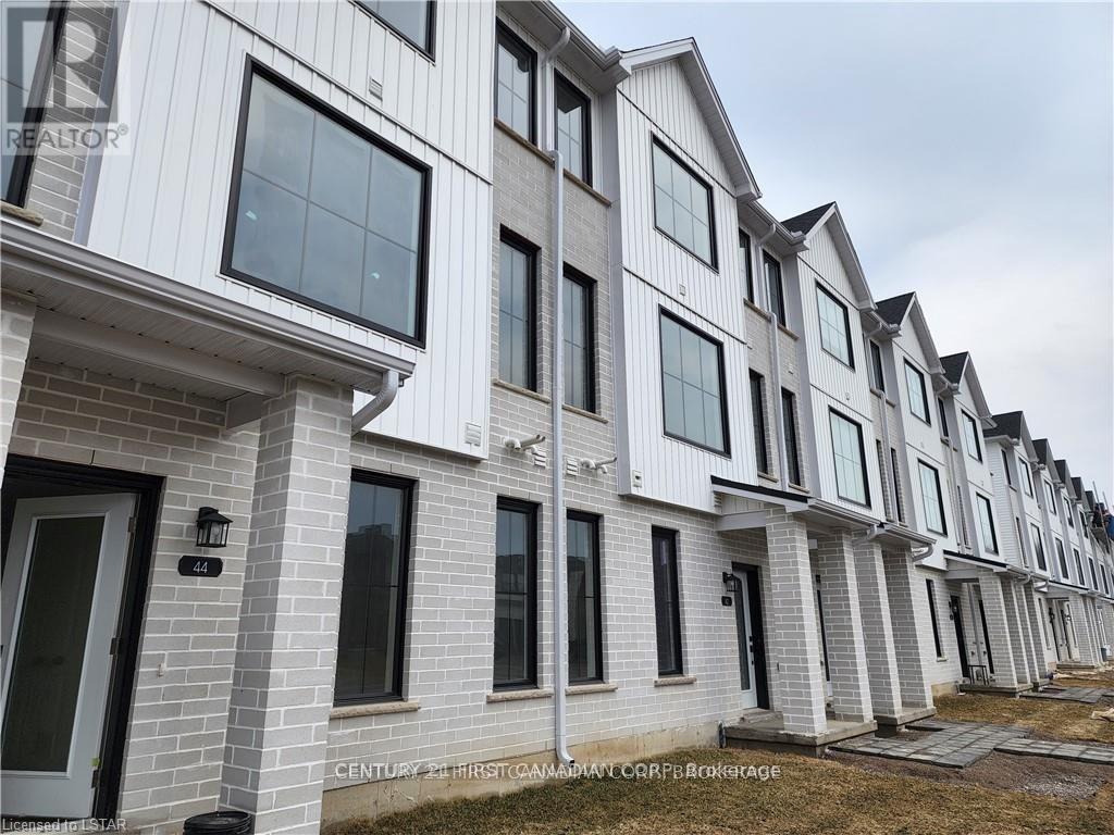 Photo 10 of 44 1781 Henrica Avenue, London North ON