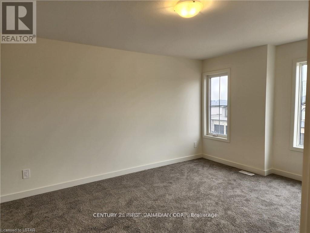 Photo 12 of 44 1781 Henrica Avenue, London North ON