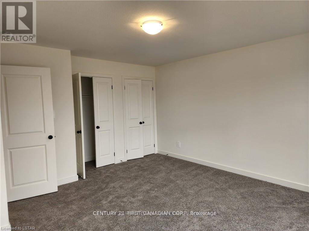 Photo 19 of 44 1781 Henrica Avenue, London North ON