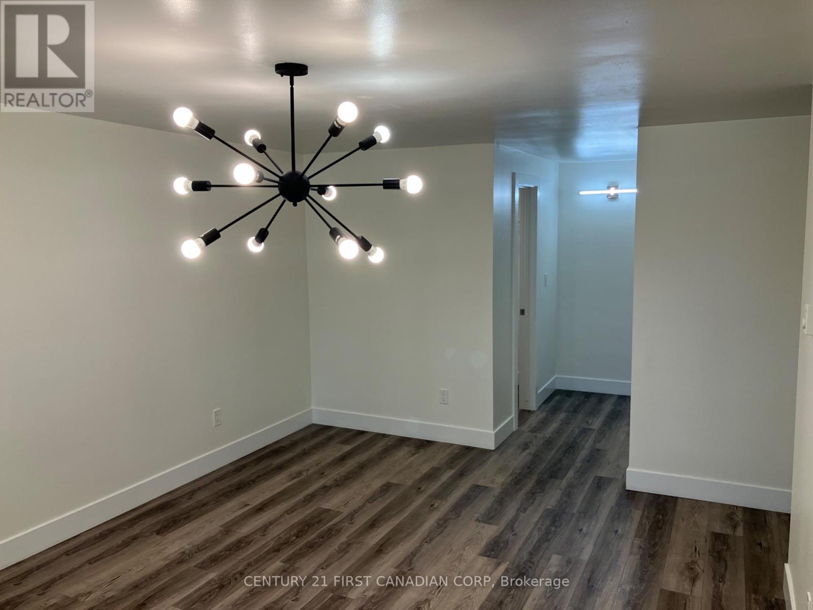Photo 19 of 36 105 Andover Drive, London South ON