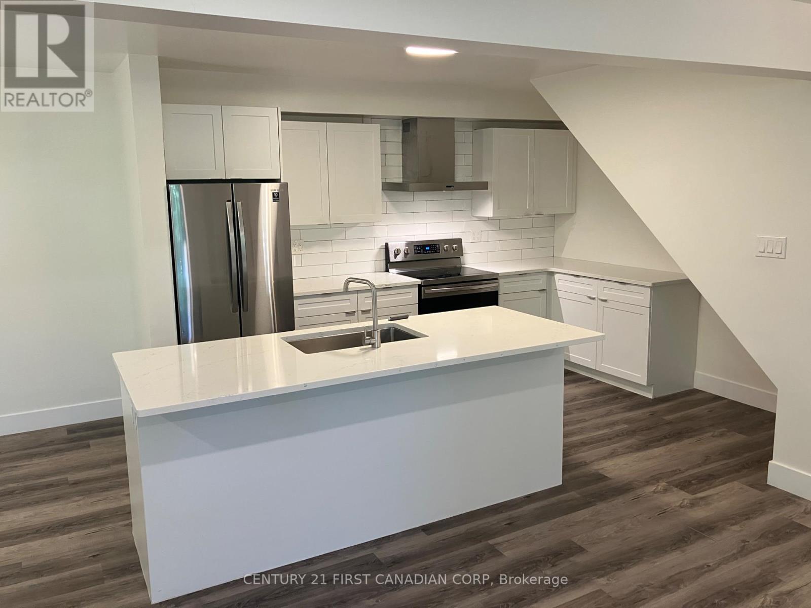 Photo 6 of 36 105 Andover Drive, London South ON