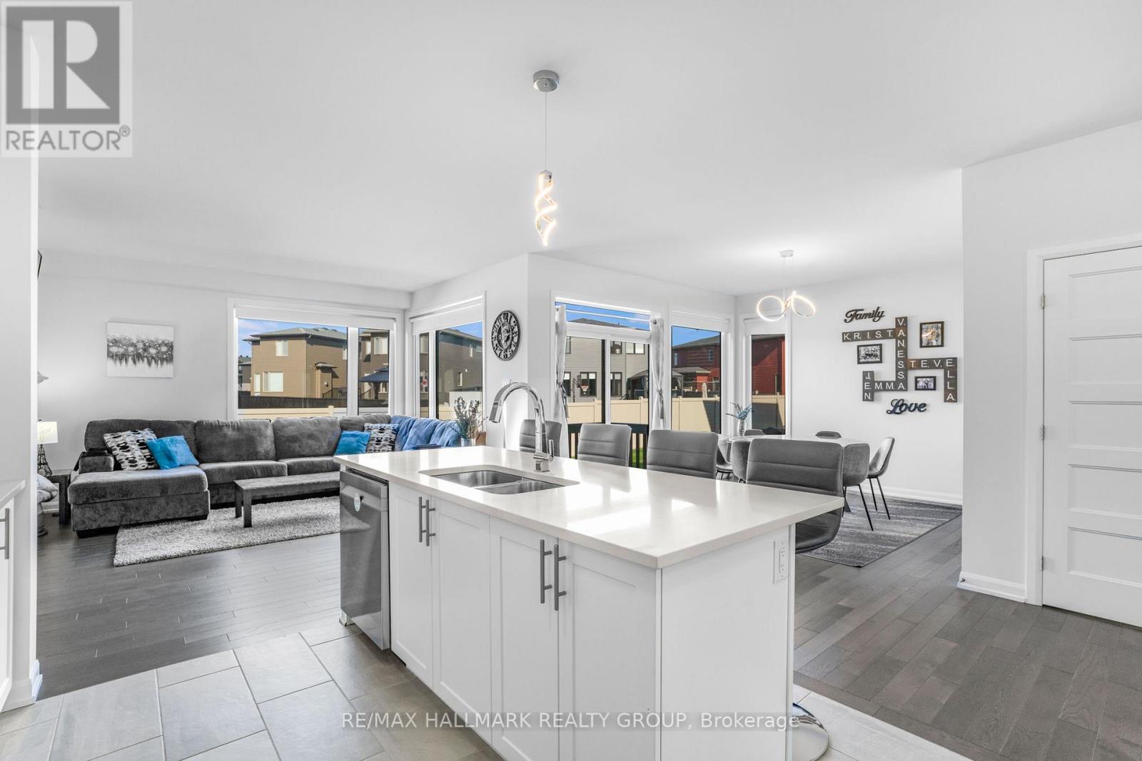 Photo 22 of 364 Sterling Avenue, Clarencerockland ON