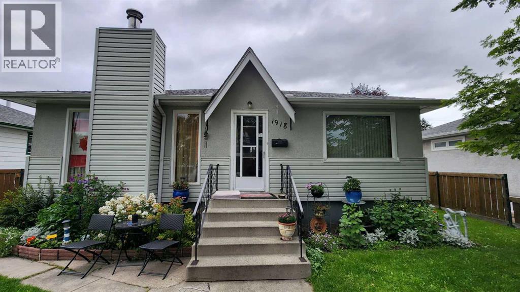 Single Family House Bungalow for Sale in   Avenue NW Banff Trail Calgary 