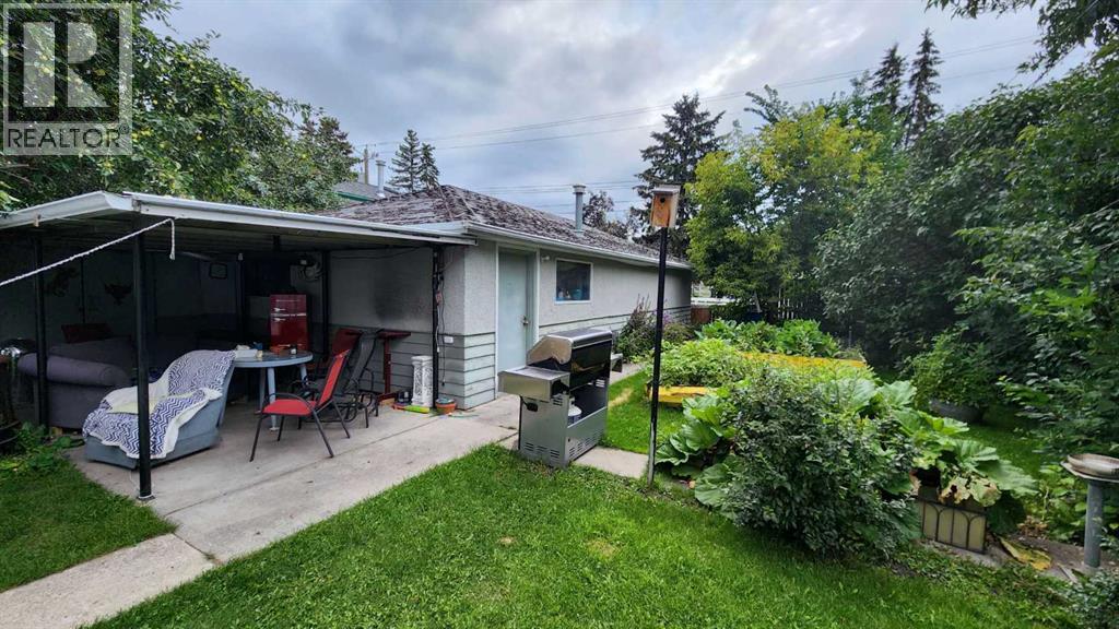 Single Family House Bungalow for Sale in   Avenue NW Banff Trail Calgary 