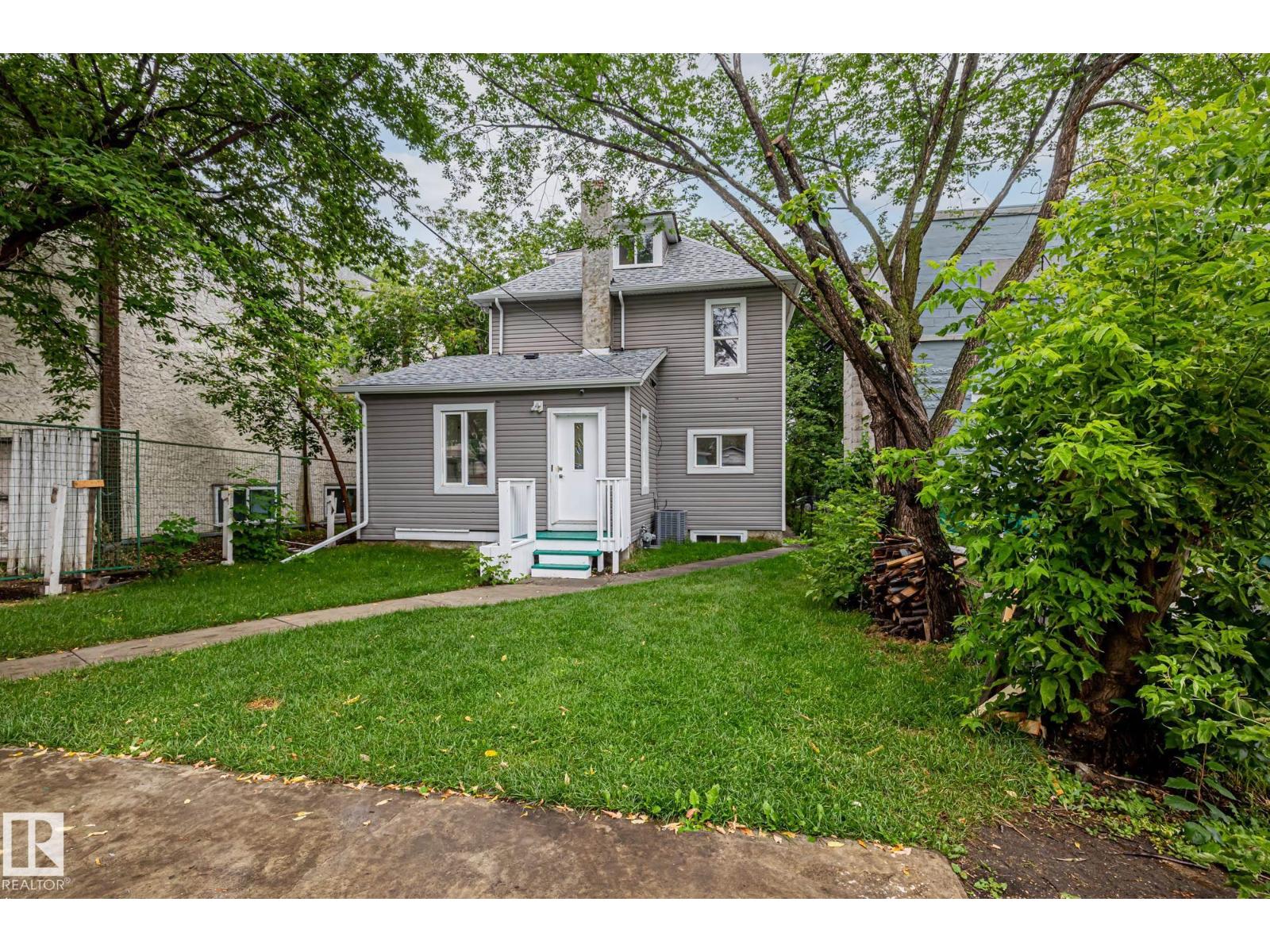 Photo 27 of 11843 96 St Nw, Edmonton AB