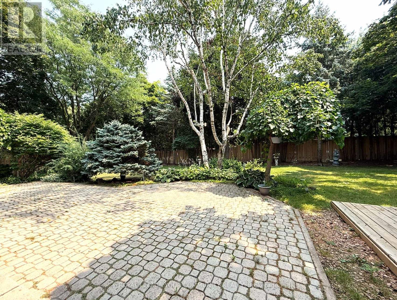 Photo 26 of 7 Crescentview Road, Richmond Hill ON