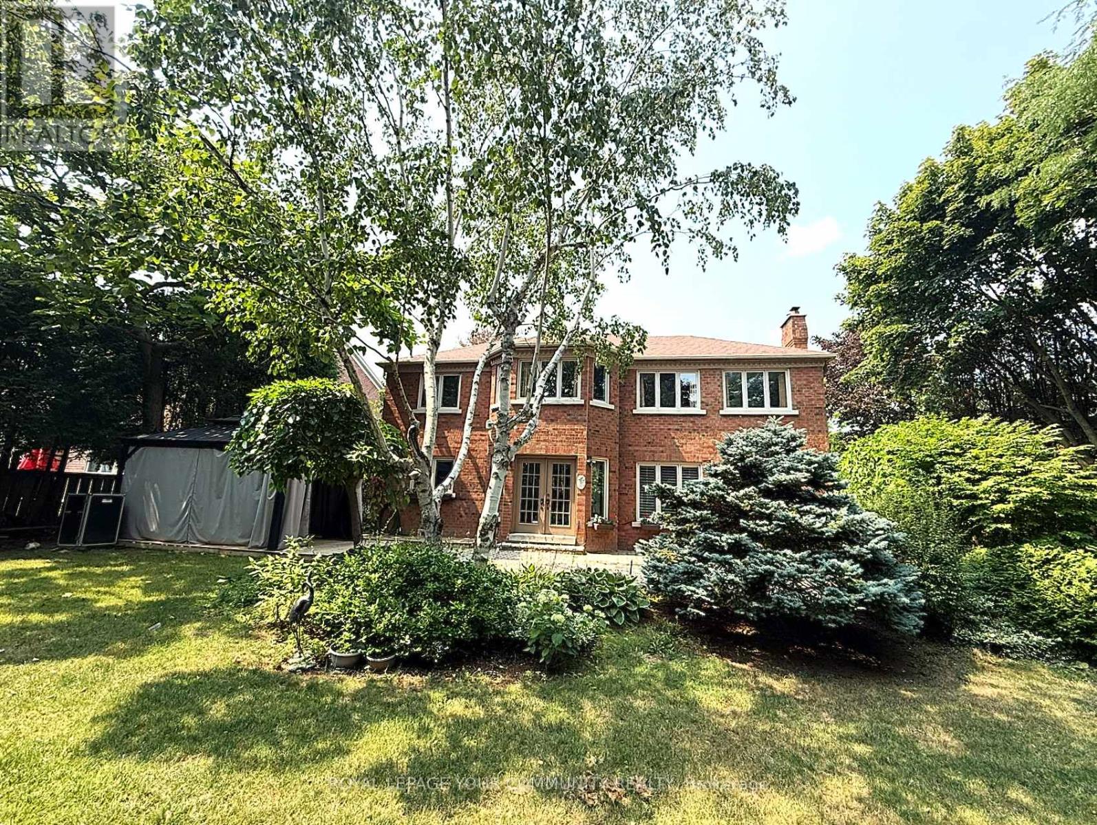 Photo 16 of 7 Crescentview Road, Richmond Hill ON