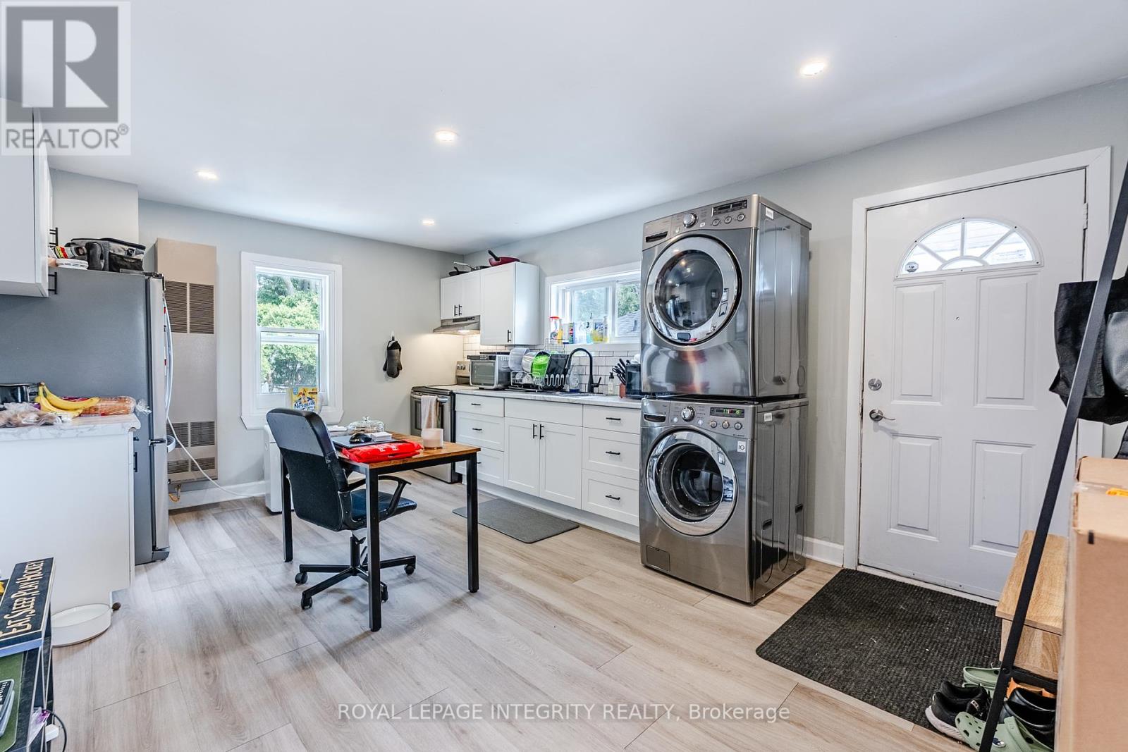 Photo 1 of 12 14 12 Leonia Street, Cornwall ON