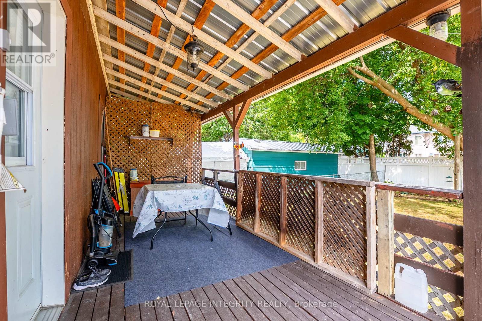 Photo 14 of 12 14 12 Leonia Street, Cornwall ON