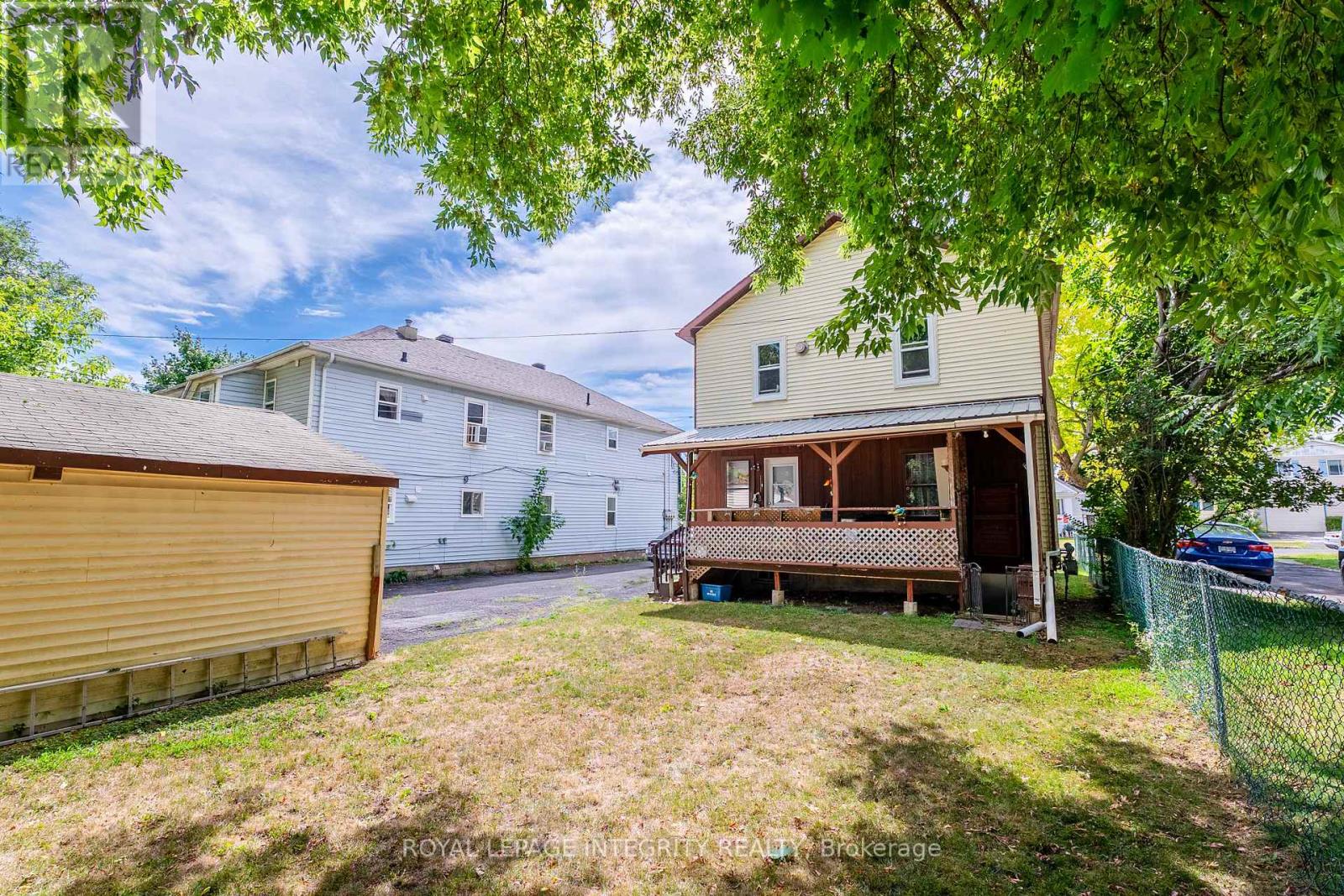 Photo 24 of 12 14 12 Leonia Street, Cornwall ON