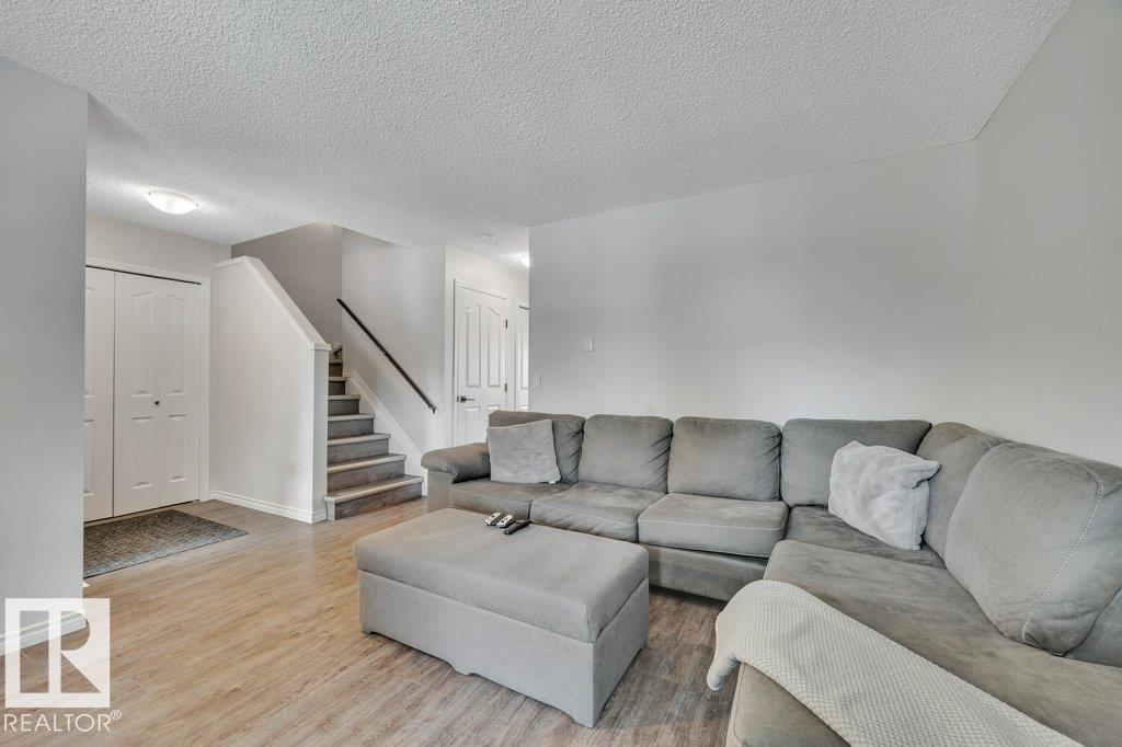 Photo 8 of 3013 49 St, Beaumont AB