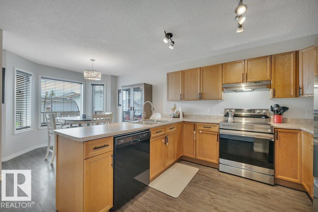 Photo 9 of 3013 49 St, Beaumont AB