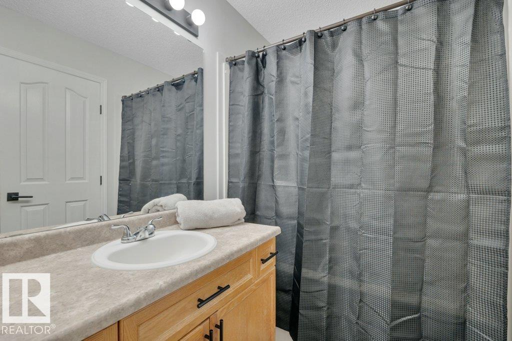Photo 21 of 3013 49 St, Beaumont AB